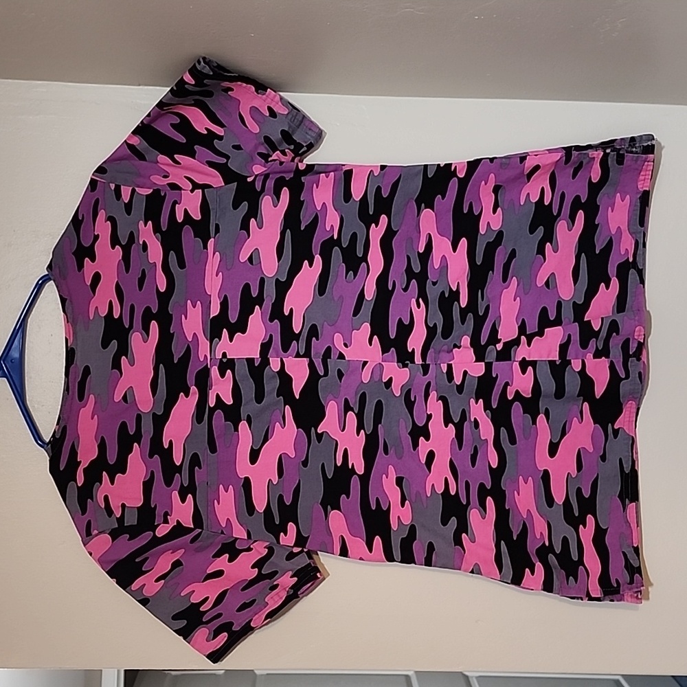 Scrub top - Picture 4 of 4